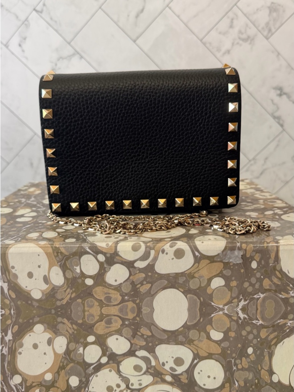 Valentino ROCKSTUD BLACK Leather Crossbody - Picture 6 of 11